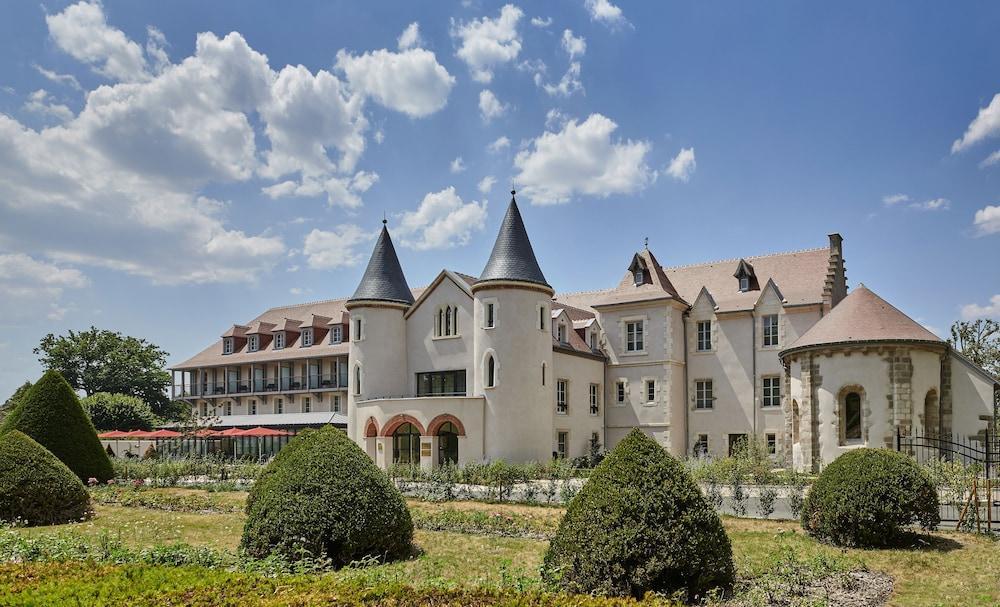 Chateau Saint-Jean, Relais & Chateaux มงต์ลูซง ภายนอก รูปภาพ